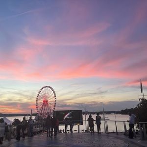 Meet your Posher, Leah